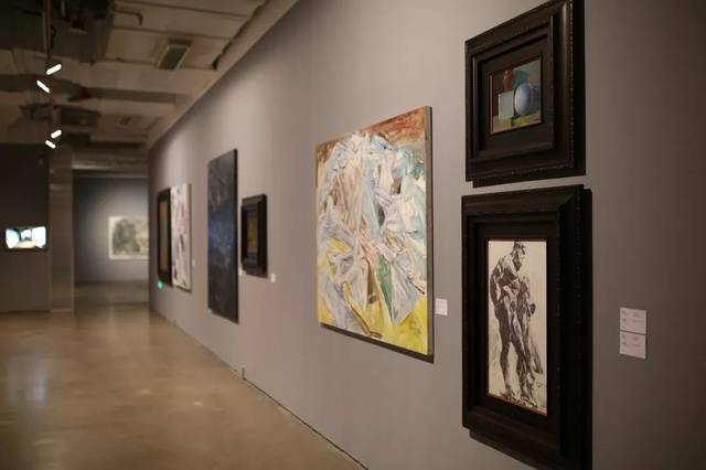 今日·ART 丨“隱匿的敘事”亮相今日美術(shù)館,一個(gè)不能用“抽象”簡(jiǎn)單概括的當(dāng)代藝術(shù)展