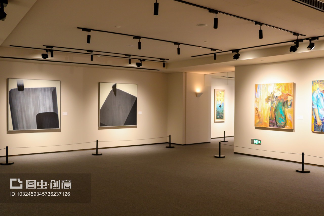 廣東省佛山市羅浮宮家具城